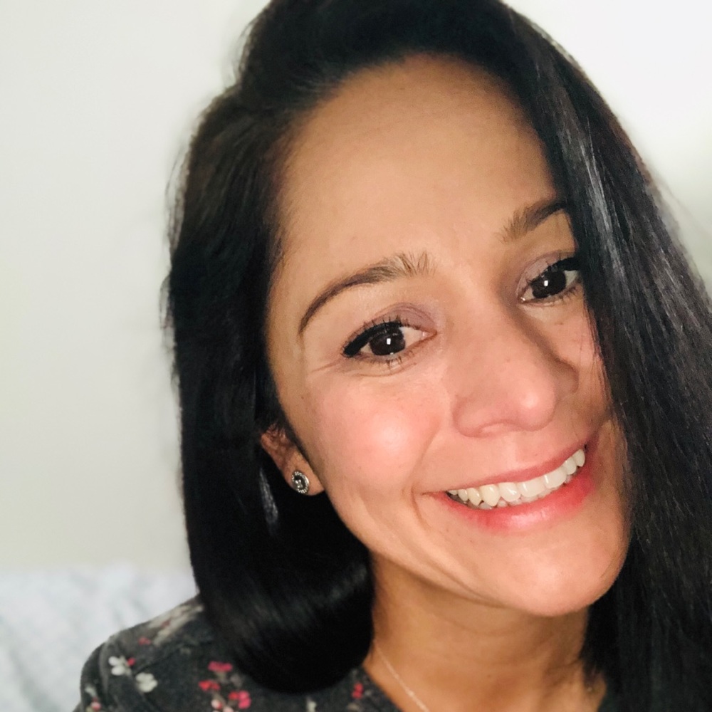 Meet your Posher, Mariela